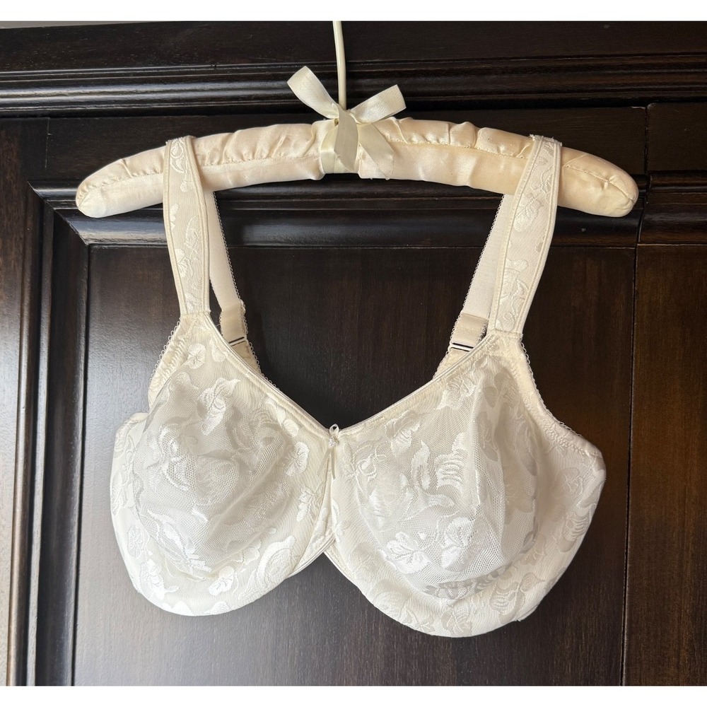 Wacoal Awareness Underwire Bra 85567 40DD Full coverage Lace Bra
